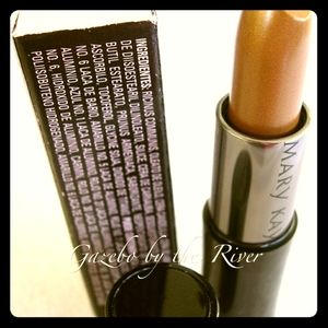 Lipstick soul ever (Golden)